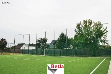 Siatki Jendrzejów - Zabezpieczenie boiska sportowego - siatka ochronna dla terenów Jendrzejowa